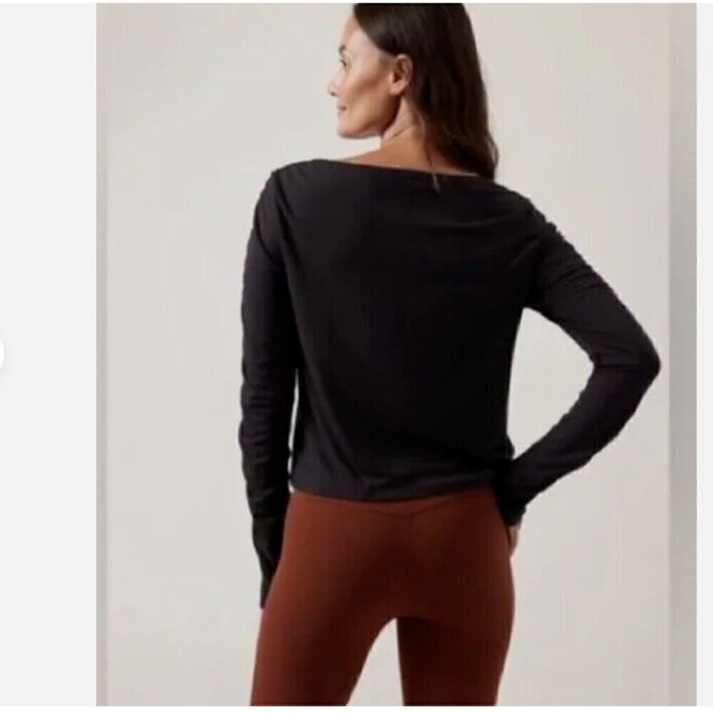 ATHLETA All Around Ruched Top Size 3X Black Long Sleeve NWT Slimming MSRP $75 - Picture 3 of 4
